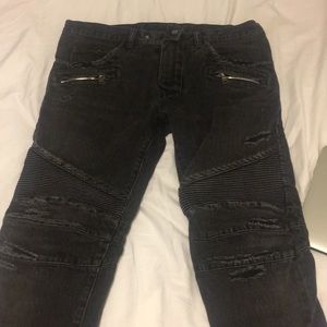 BALMAIN JEANS NEW SIZE 31 ‼️‼️‼️